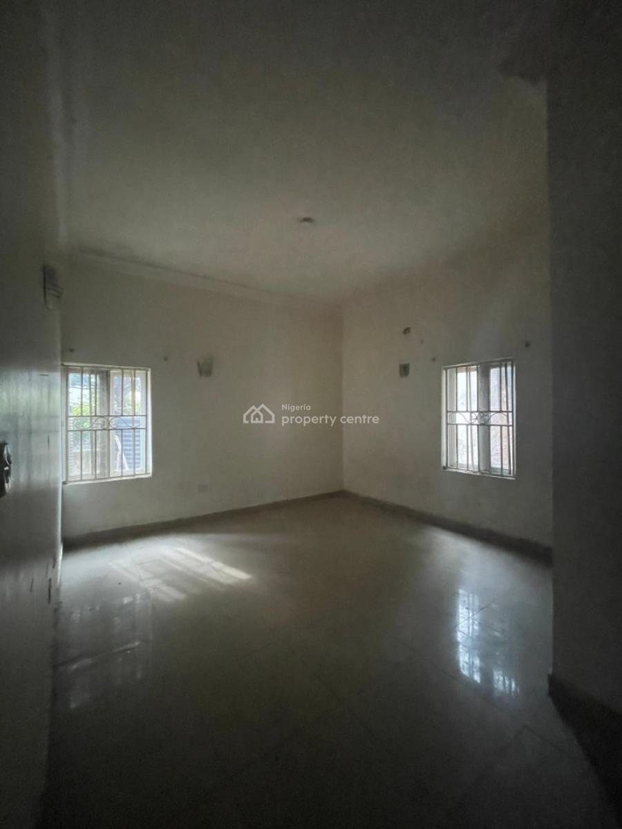 Spacious 3 Bedroom Flat in Serene Neighborhood, After Coza Church, Guzape District, Abuja, Flat / Apartment for Rent