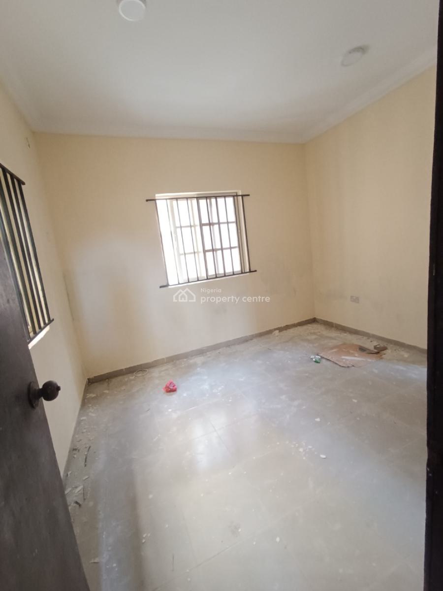 Mini Flat (room and Palour), Ogidan, Sangotedo, Ajah, Lagos, Flat / Apartment for Rent