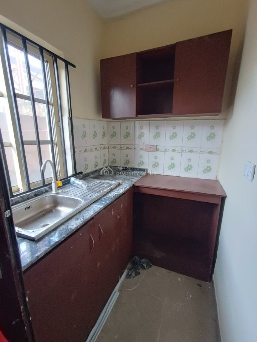 Mini Flat (room and Palour), Ogidan, Sangotedo, Ajah, Lagos, Flat / Apartment for Rent
