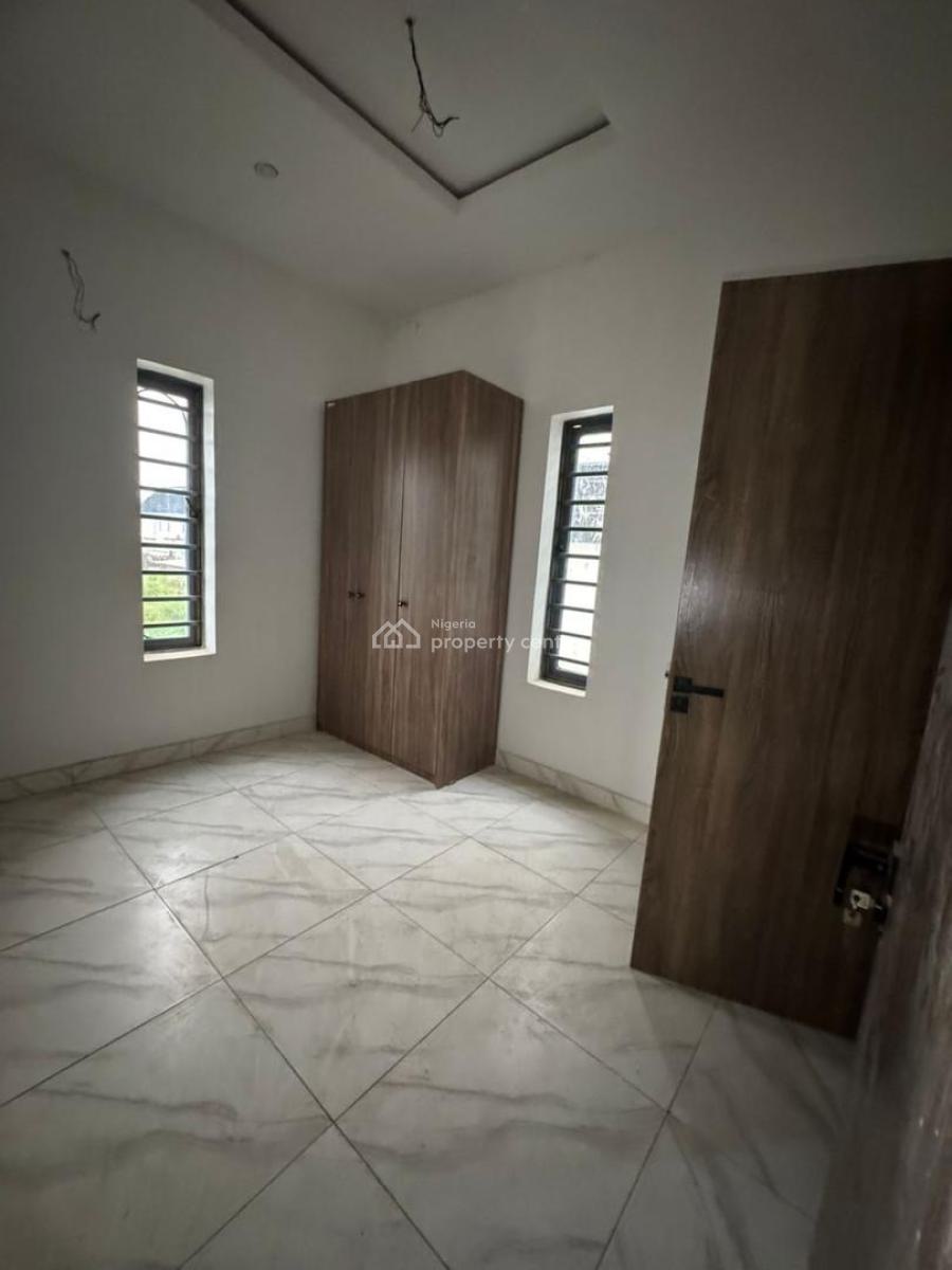 Semi Master Bedroom (single Room Duplex Shared Apt ), Orchid Road Lekki, Royal Pine Estate, Lekki, Lagos, Self Contain (single Rooms) for Rent