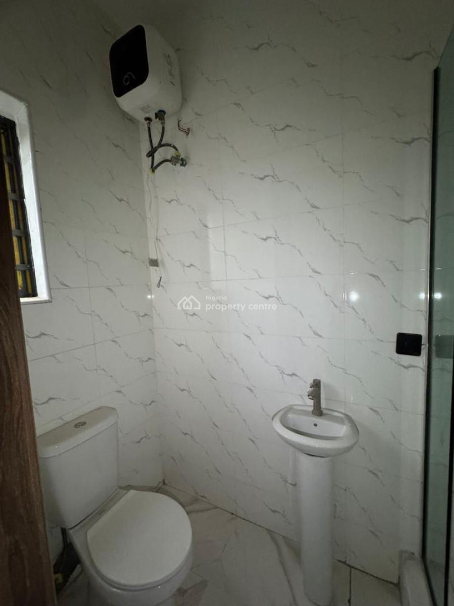 Semi Master Bedroom (single Room Duplex Shared Apt ), Orchid Road Lekki, Royal Pine Estate, Lekki, Lagos, Self Contain (single Rooms) for Rent