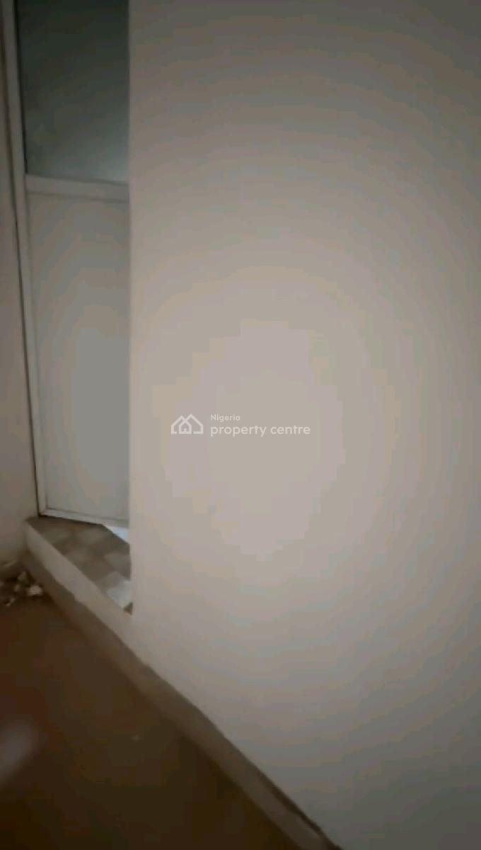 a Standard and Decent Miniflat, Upstairs with 2toilets and Bath, Shomolu, Lagos, Mini Flat (room and Parlour) for Rent