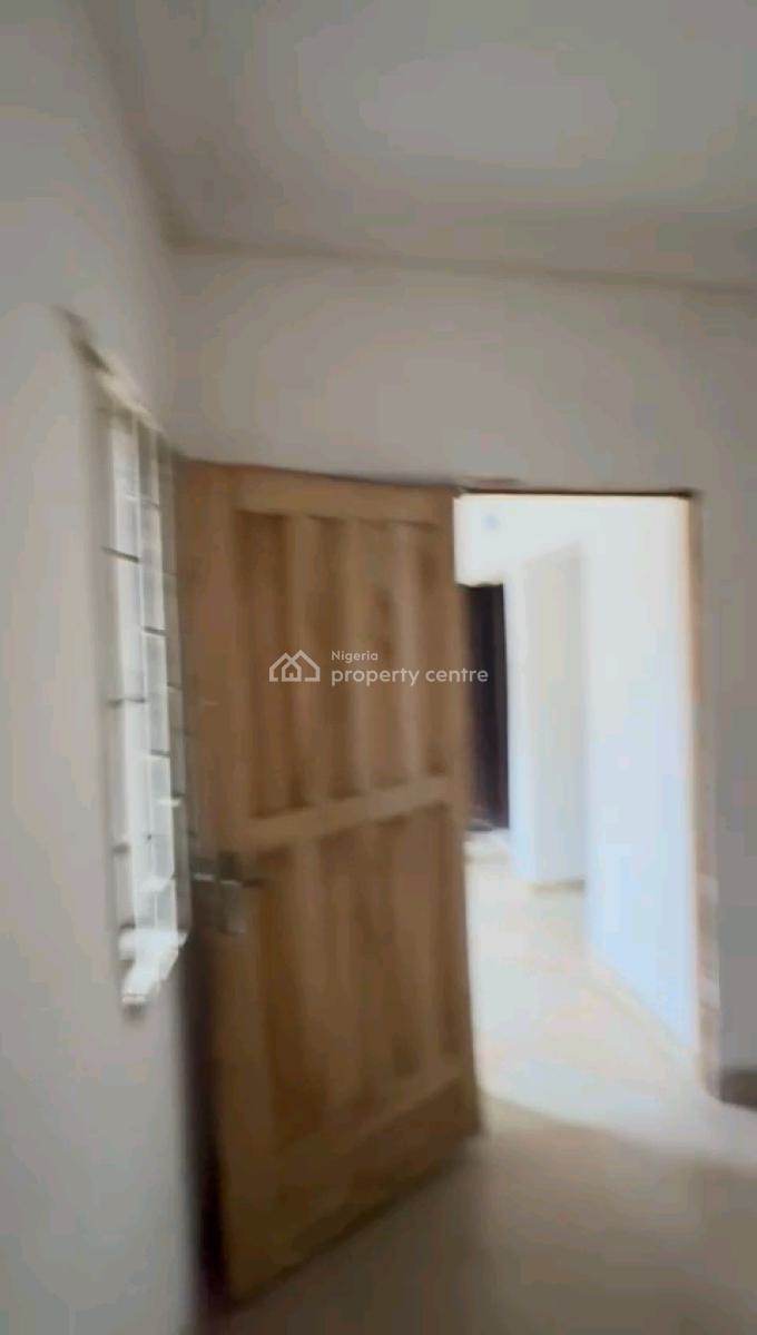 a Standard and Decent Miniflat, Upstairs with 2toilets and Bath, Shomolu, Lagos, Mini Flat (room and Parlour) for Rent
