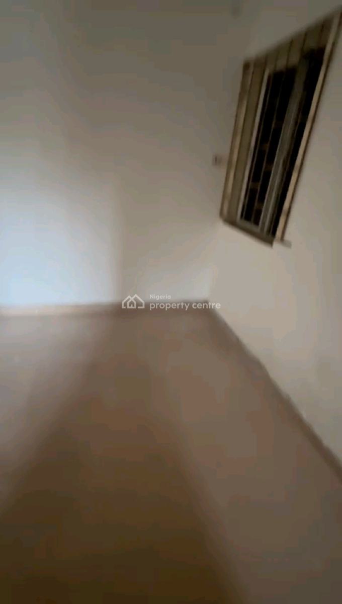 a Standard and Decent Miniflat, Upstairs with 2toilets and Bath, Shomolu, Lagos, Mini Flat (room and Parlour) for Rent
