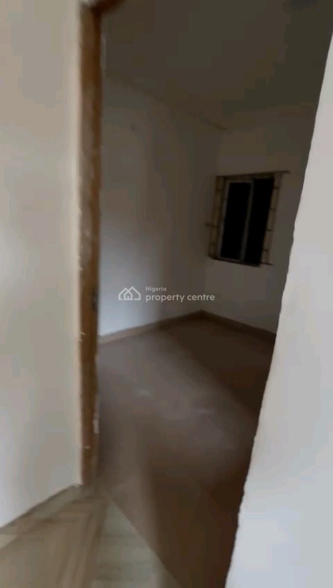 a Standard and Decent Miniflat, Upstairs with 2toilets and Bath, Shomolu, Lagos, Mini Flat (room and Parlour) for Rent