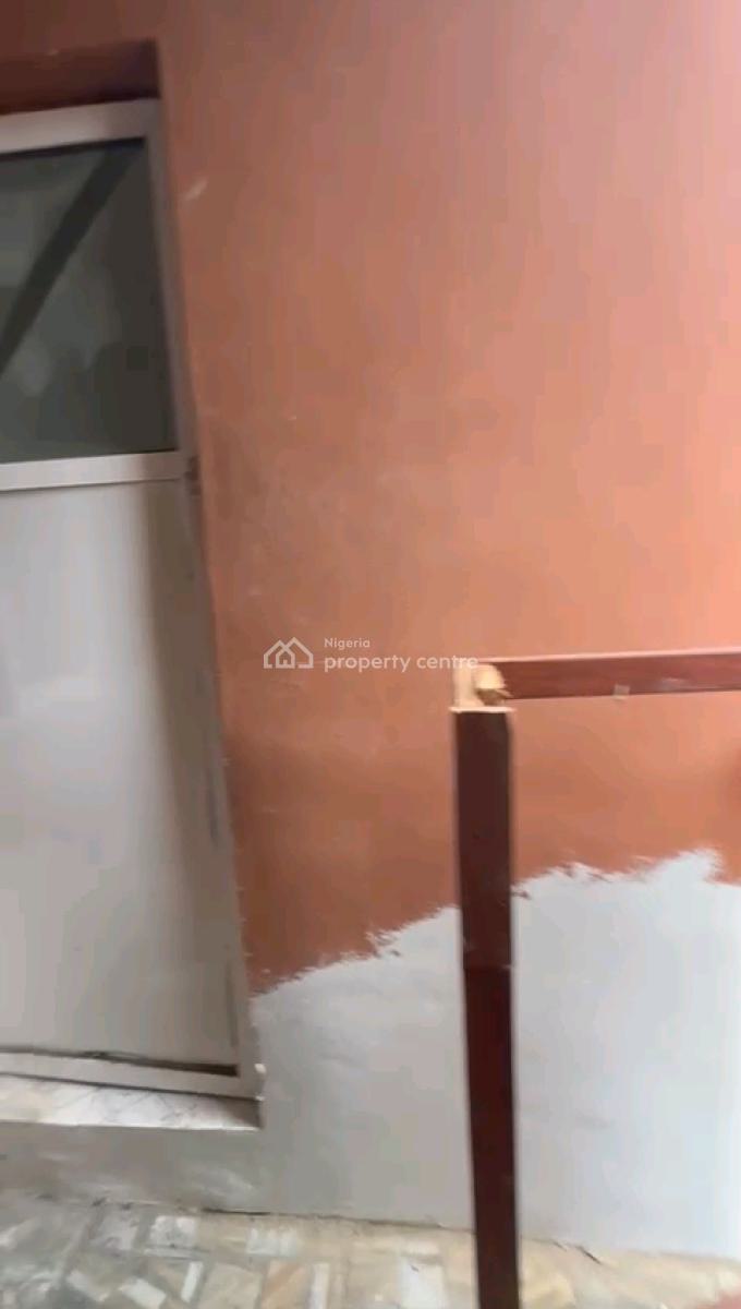 a Standard and Decent Miniflat, Upstairs with 2toilets and Bath, Shomolu, Lagos, Mini Flat (room and Parlour) for Rent