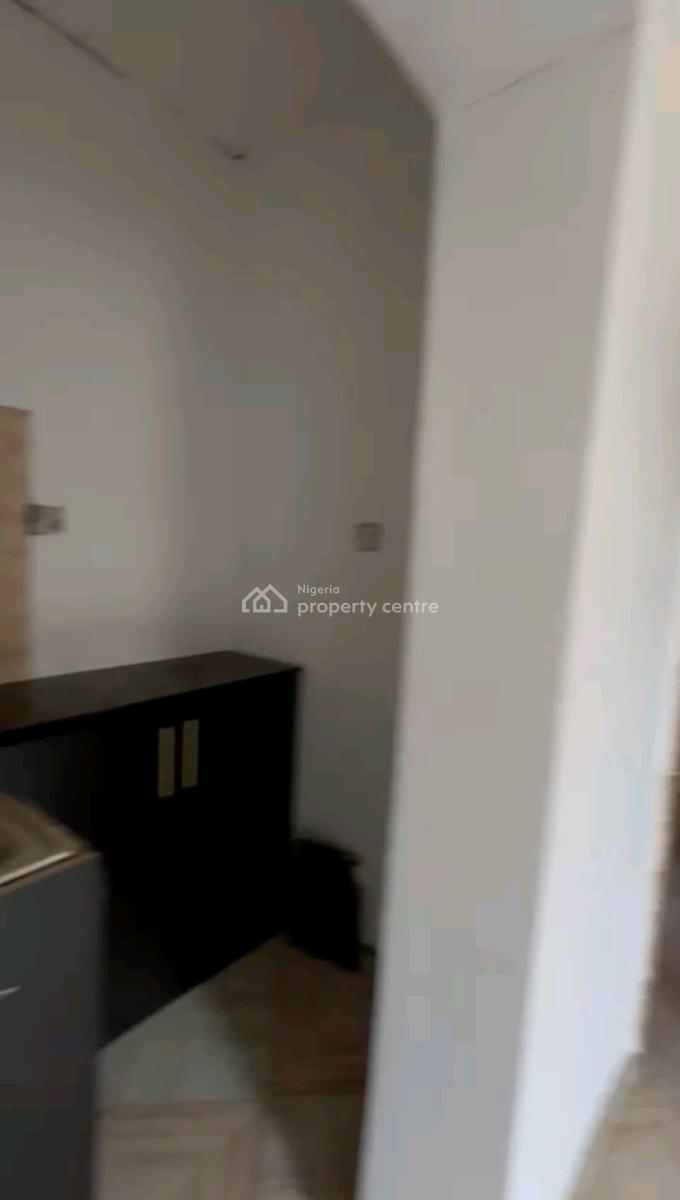 a Standard and Decent Miniflat, Upstairs with 2toilets and Bath, Shomolu, Lagos, Mini Flat (room and Parlour) for Rent