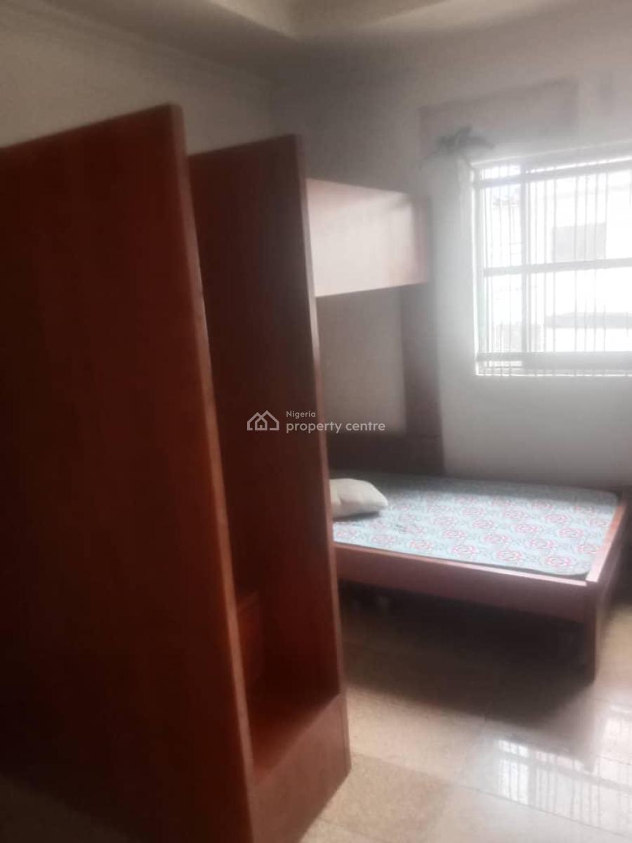 3 Bedrooms Ensuite Service Flat, Ikeja Gra, Ikeja, Lagos, Flat / Apartment for Rent