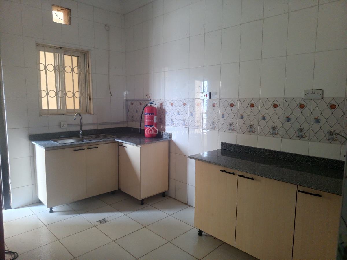 Specious 3 Bedrooms Flats, Aso Radio, Katampe, Abuja, Flat / Apartment for Rent
