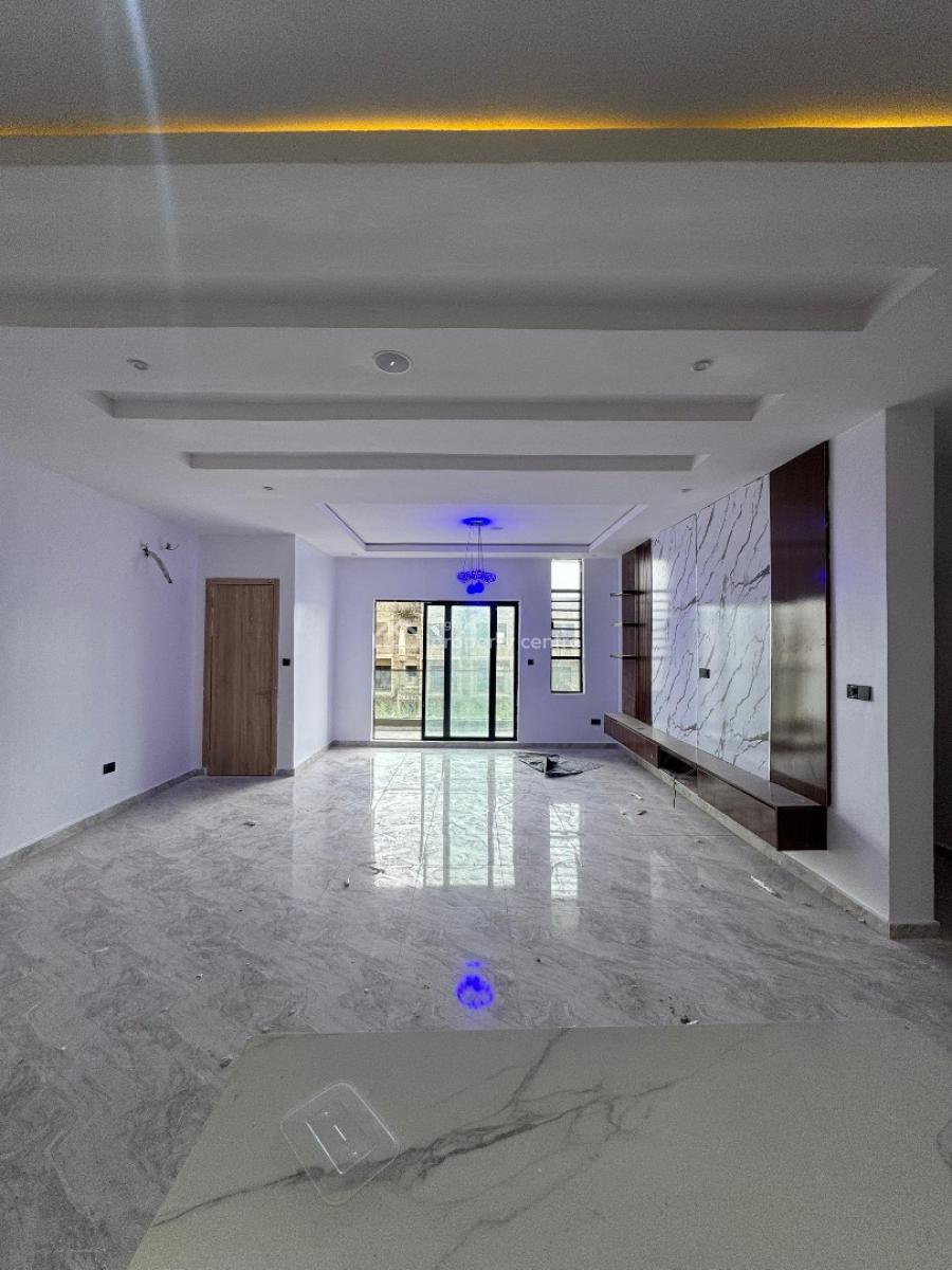 Luxury, 2bedroom with Pool, Elevator, Central Gas, Gym, Inverter, Ikota, Lekki, Lagos, Flat / Apartment for Sale