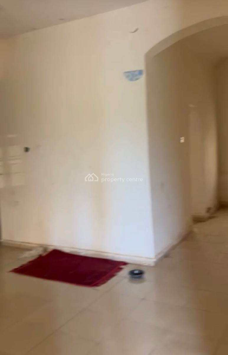 Distress,bbrand Newbedroom Flat, ,inside Estate, Tarred Rd, By Efab Verizon Tarred Rd, Gwarinpa, Abuja, Block of Flats for Sale