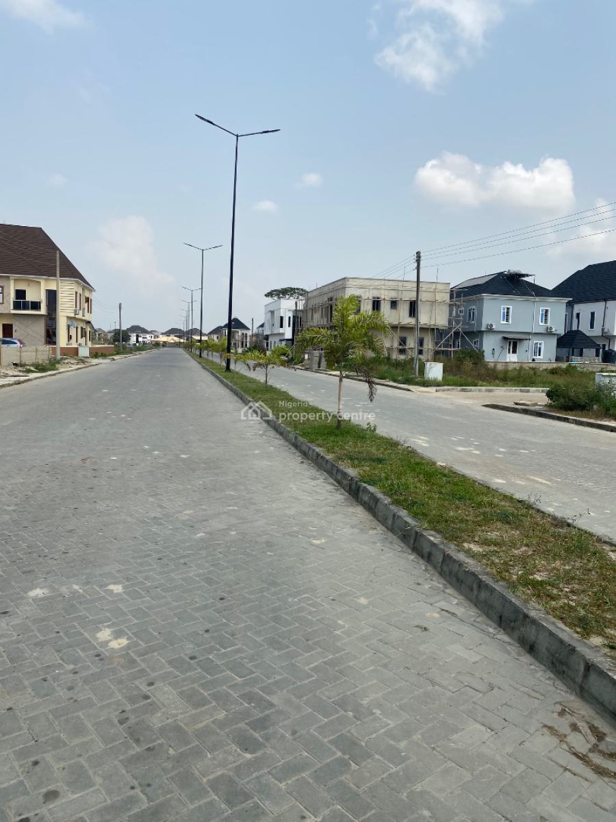 Newly Built 4bedroom Duplex Comes with a Room and Parlor Bq, Sapphire Gardens Estate, Awoyaya, Ibeju Lekki, Lagos, Semi-detached Duplex for Sale