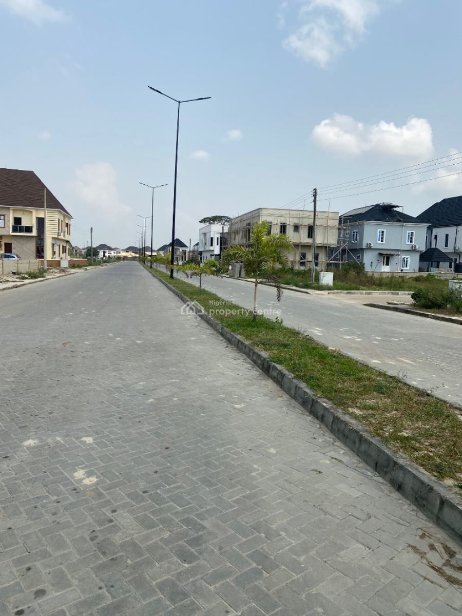 Newly Built 4bedroom Duplex Comes with a Room and Parlor Bq, Sapphire Gardens Estate, Awoyaya, Ibeju Lekki, Lagos, Semi-detached Duplex for Sale