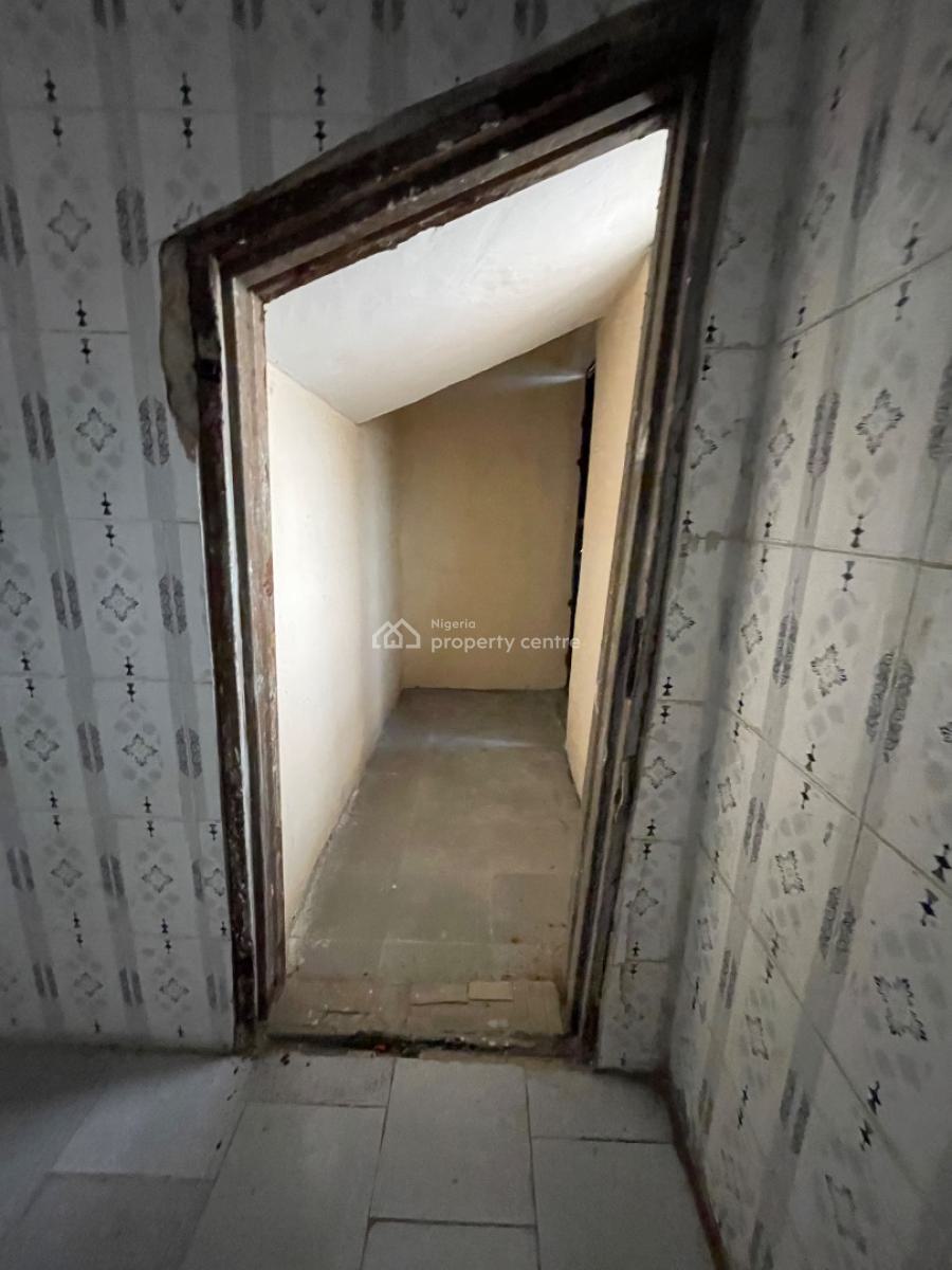 Newly Renovated 3 Bedroom Flat, Kajola, Lakowe, Ibeju Lekki, Lagos, Flat / Apartment for Rent