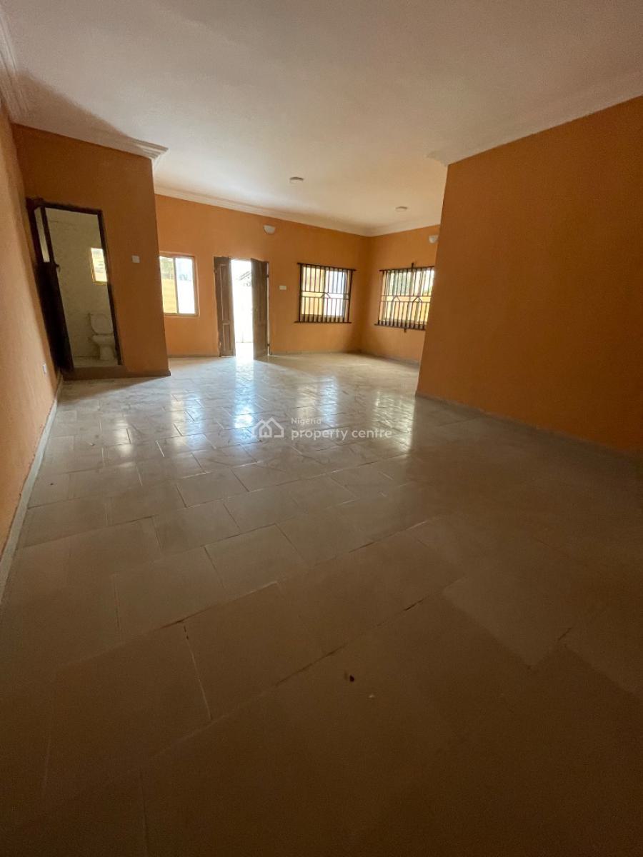 Newly Renovated 3 Bedroom Flat, Kajola, Lakowe, Ibeju Lekki, Lagos, Flat / Apartment for Rent