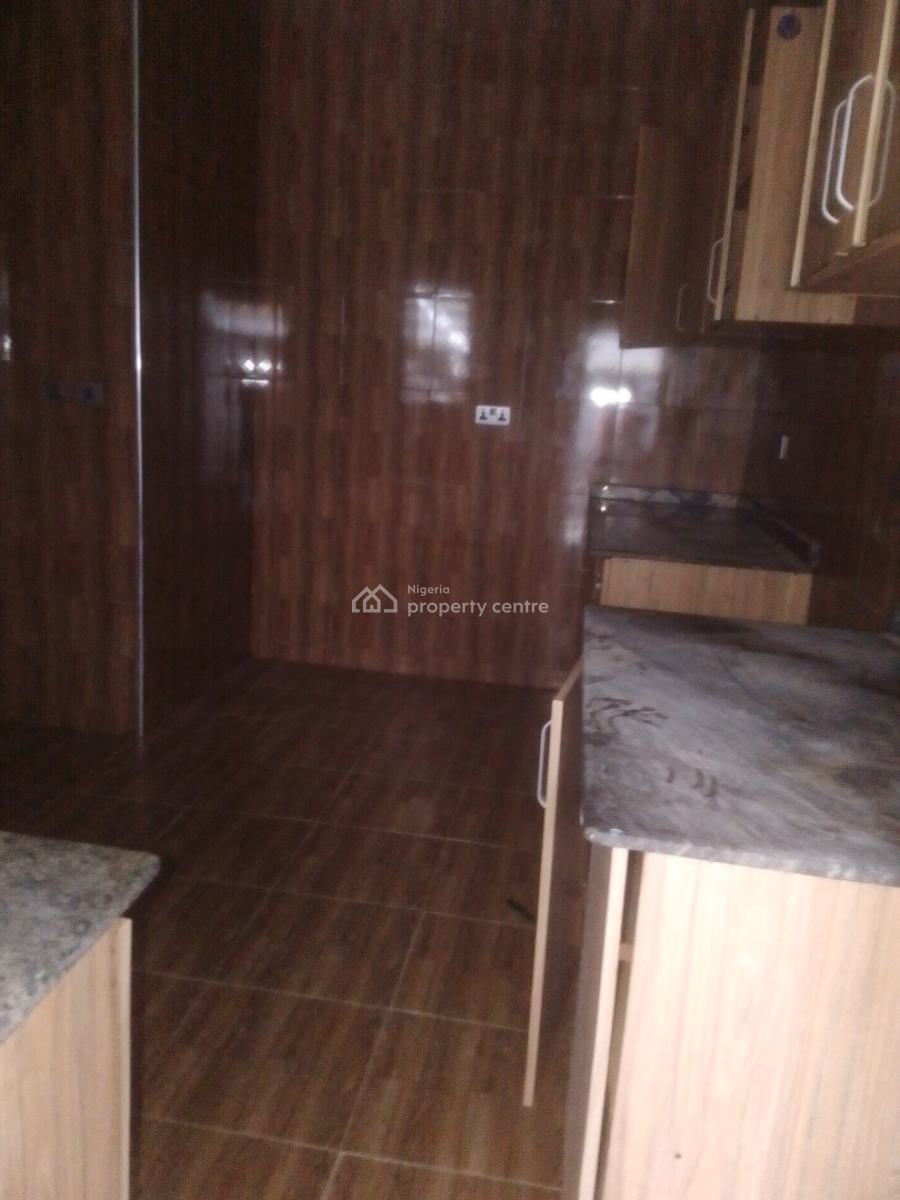 Adorable 2 Bedroom Flat, Akabueze St, Majek..., Sangotedo, Ajah, Lagos, Flat / Apartment for Rent