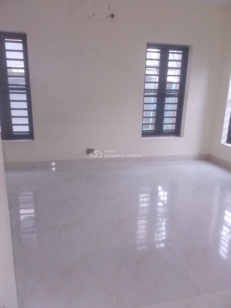 Adorable 2 Bedroom Flat, Akabueze St, Majek..., Sangotedo, Ajah, Lagos, Flat / Apartment for Rent