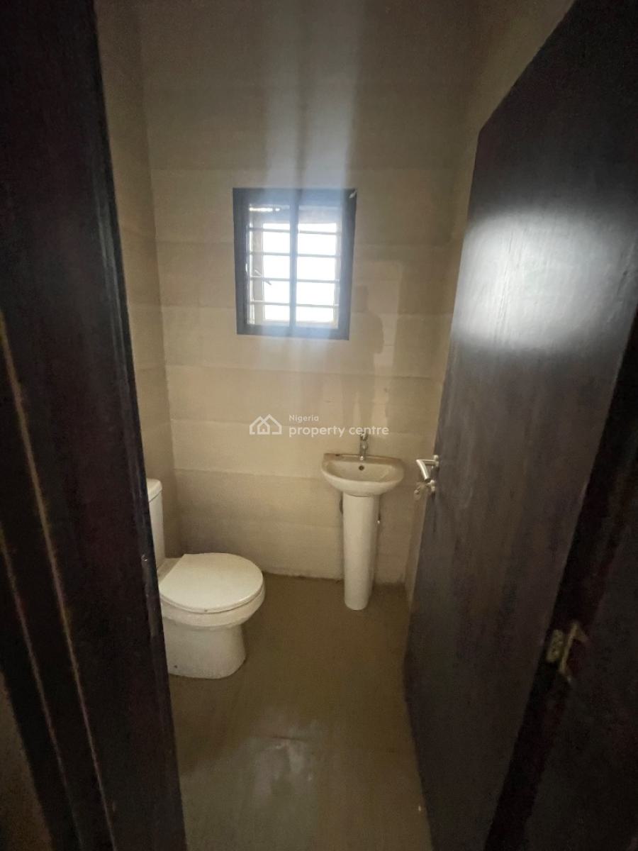 Luxury 3 Bedroom Flat with Excellent Finishing, Close Proximity Shaffa Filling Station, Jahi, Abuja, Flat / Apartment for Rent