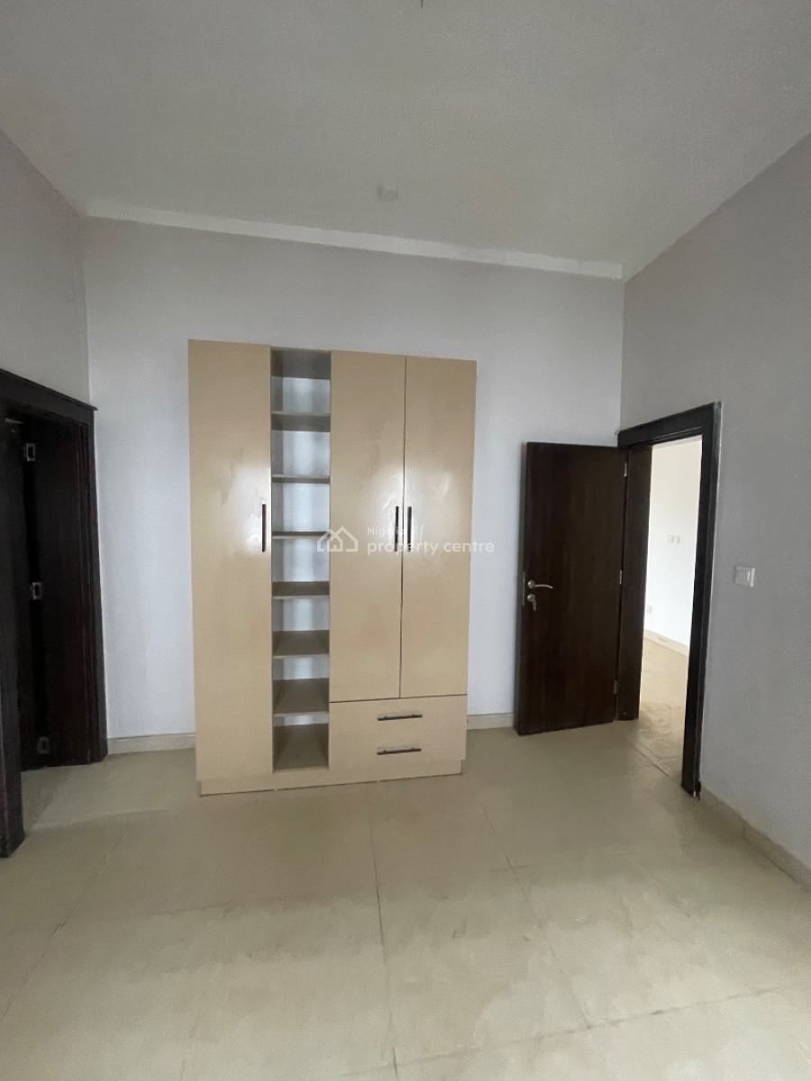 Luxury 3 Bedroom Flat with Excellent Finishing, Close Proximity Shaffa Filling Station, Jahi, Abuja, Flat / Apartment for Rent