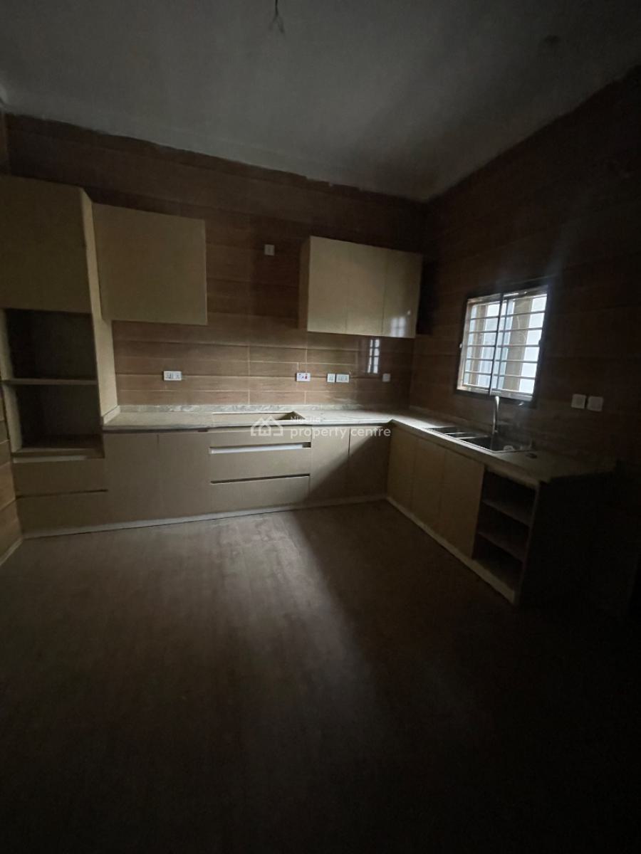 Luxury 3 Bedroom Flat with Excellent Finishing, Close Proximity Shaffa Filling Station, Jahi, Abuja, Flat / Apartment for Rent