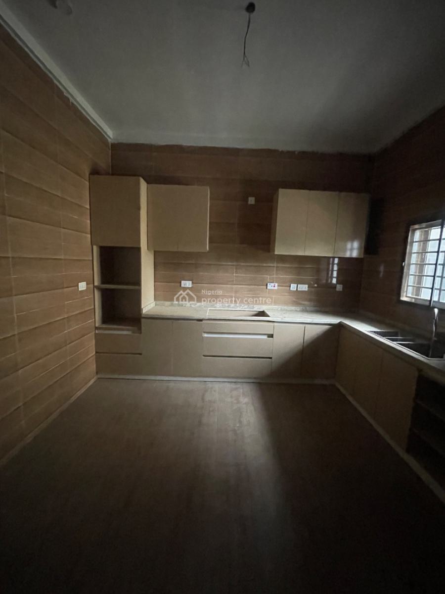 Luxury 3 Bedroom Flat with Excellent Finishing, Close Proximity Shaffa Filling Station, Jahi, Abuja, Flat / Apartment for Rent