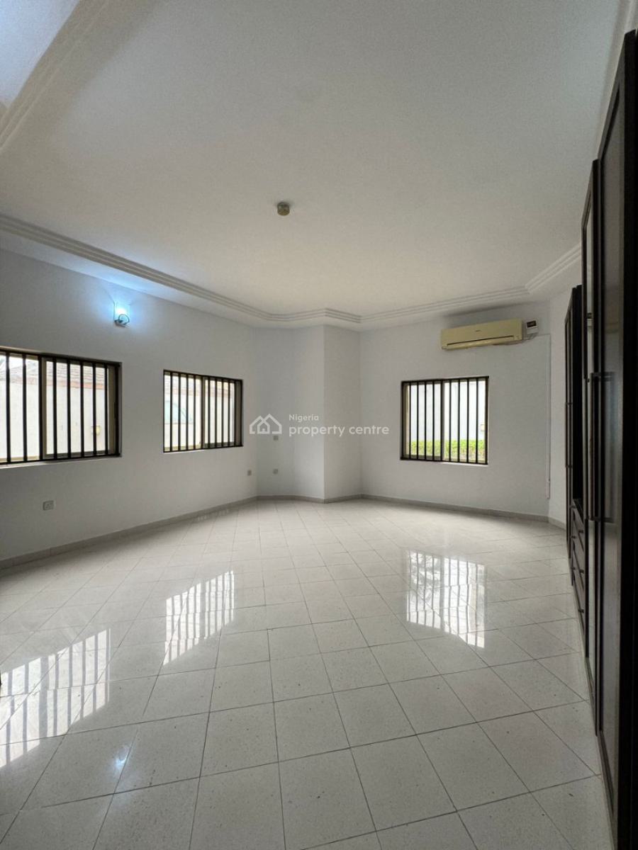 2-bedroom Apartment in Lekki Phase 1, Lekki Phase 1, Lekki, Lagos, Flat / Apartment for Sale