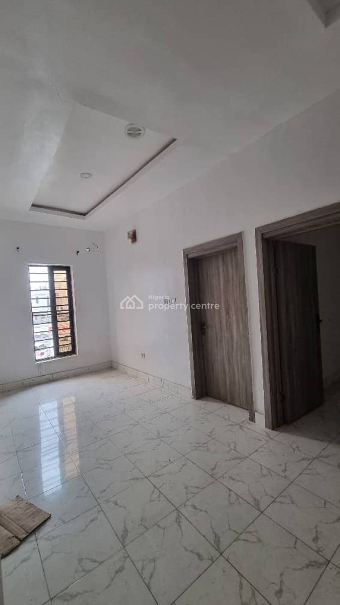 4 Bedroom Terrace Duplex in a Secured Estate, Ikota Gra, Lekki, Lagos, Terraced Duplex for Rent