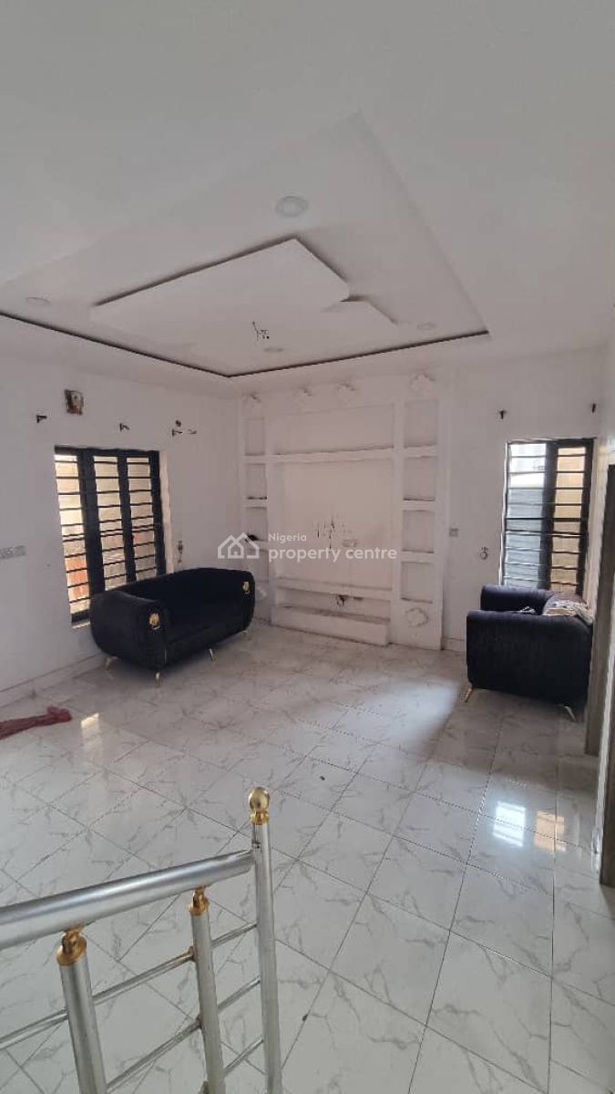 4 Bedroom Terrace Duplex in a Secured Estate, Ikota Gra, Lekki, Lagos, Terraced Duplex for Rent