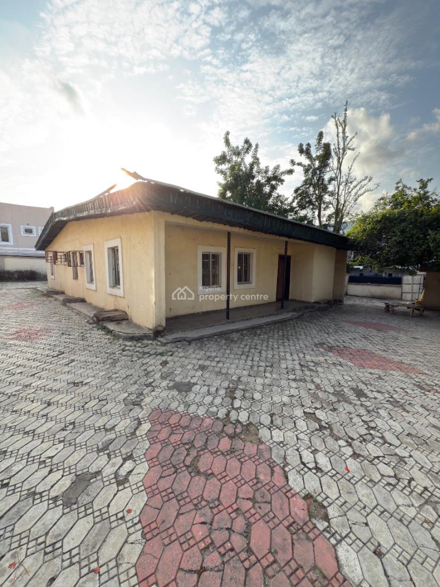 Luxury 4 Bedroom Bungalow with 2bqs, Zone 7, Wuse, Abuja, Detached Bungalow for Sale