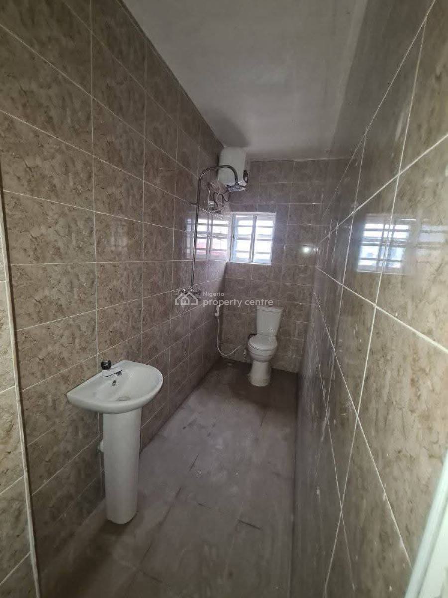 1 Bedroom Apartments, Yaba, Lagos, Mini Flat (room and Parlour) for Sale