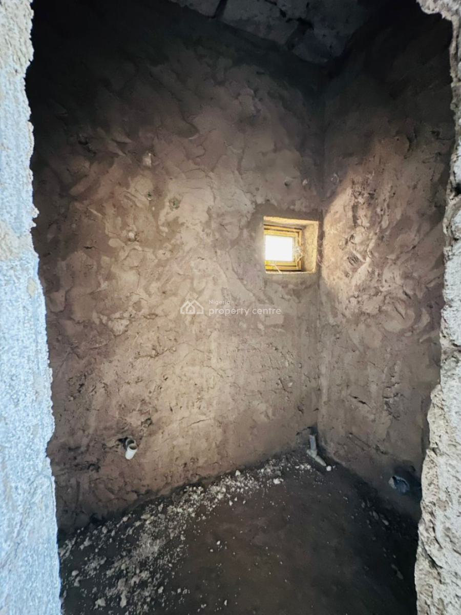 a Very Good Spacious 3bedroom Flat (shell), Jahi District Abuja ( Video of The House Is Attached), Jahi, Abuja, Flat / Apartment for Sale