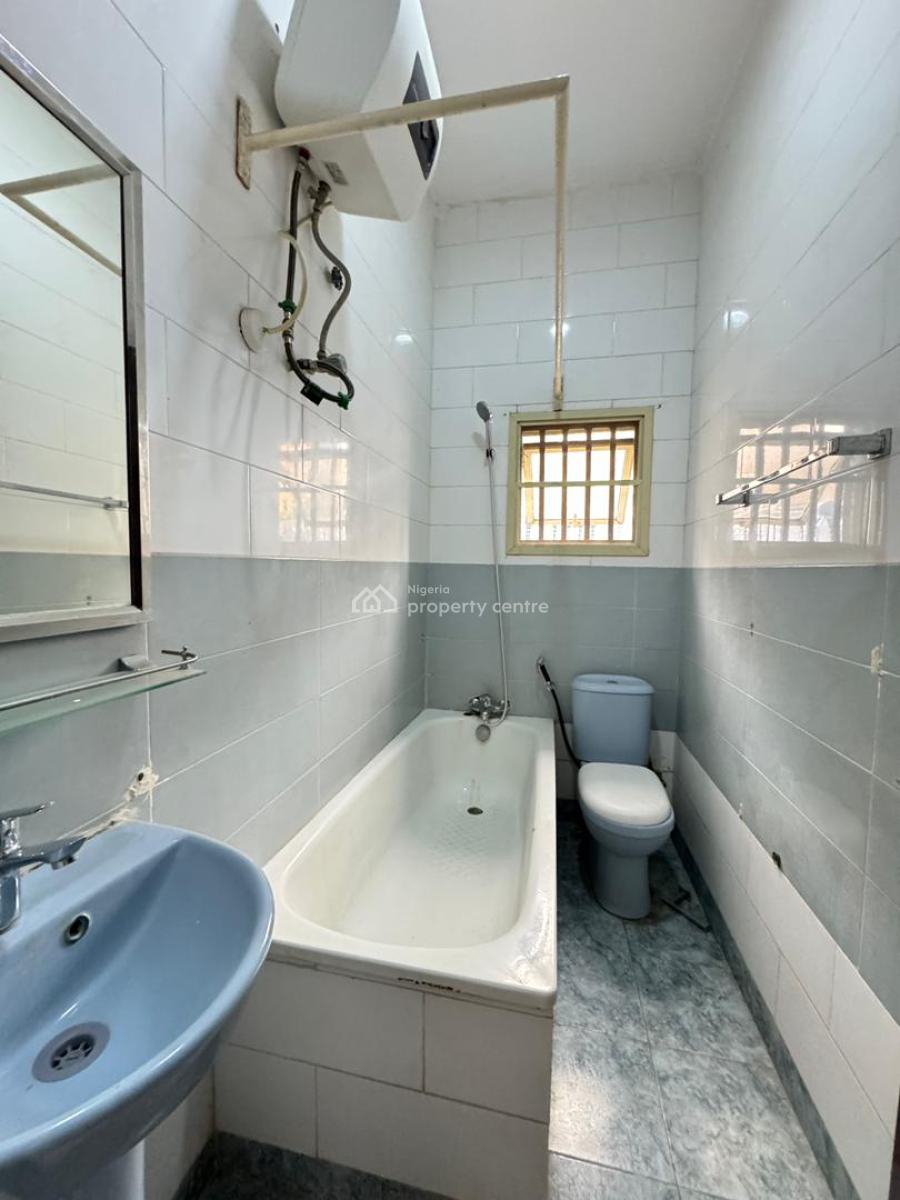 3 Bedroom Apartment +1bedroom Bq, Lekki Phase 1, Lekki, Lagos, Flat / Apartment for Rent