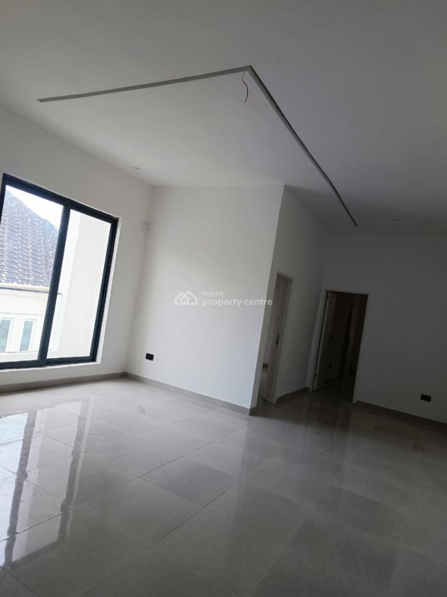 1 Bedroom Apartment with a Gym House and Swimming Pool, Ologolo, Lekki, Lagos, Flat / Apartment for Rent