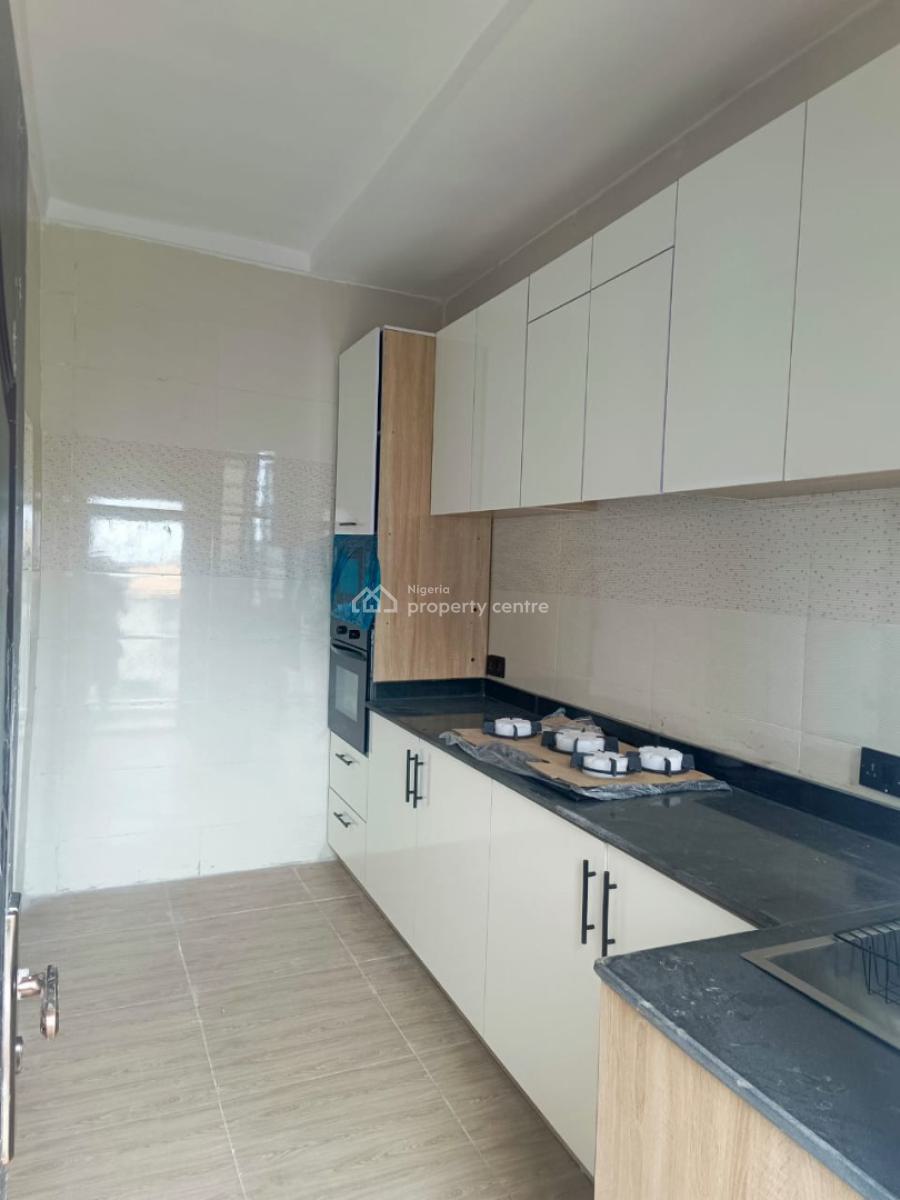 1 Bedroom Apartment with a Gym House and Swimming Pool, Ologolo, Lekki, Lagos, Flat / Apartment for Rent