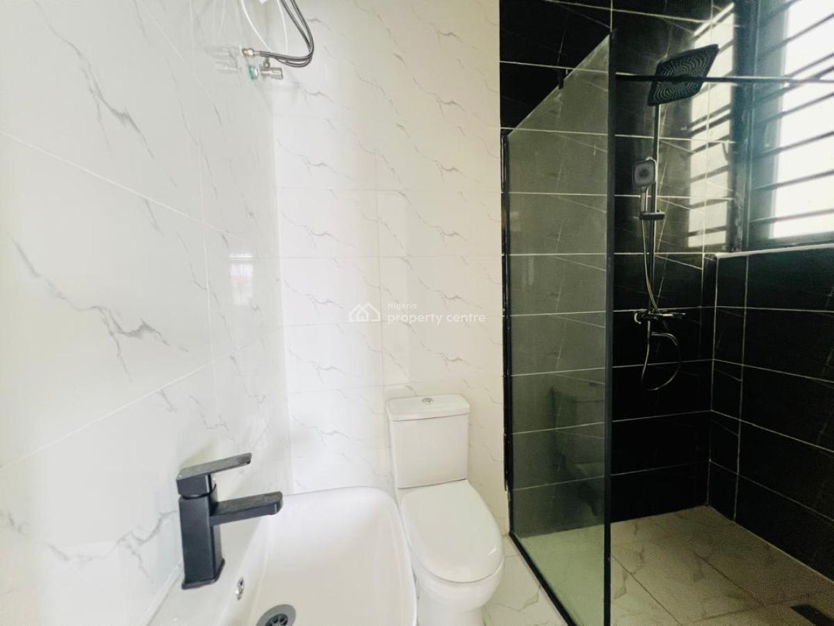 2bedroom Flat, Ologolo, Lekki, Lagos, Flat / Apartment for Sale