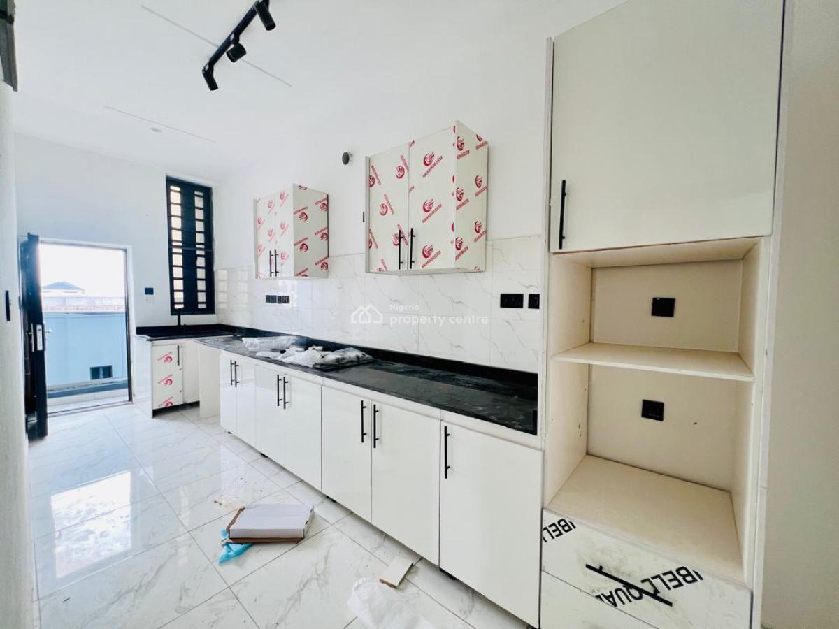 2bedroom Flat, Ologolo, Lekki, Lagos, Flat / Apartment for Sale