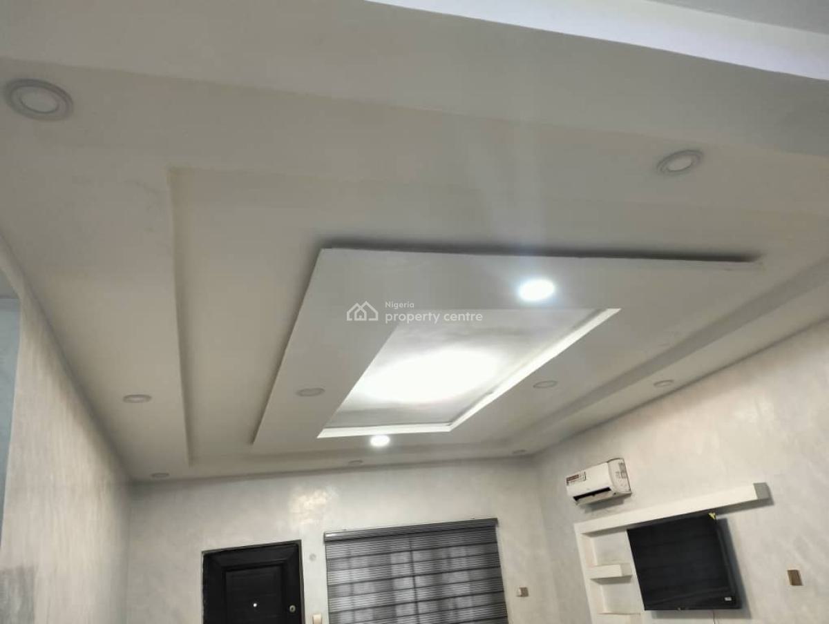 Tastefully Finished & Fully Furnished 2 Bedrooms Flat with a Bq, Utako, Abuja, Flat / Apartment for Rent