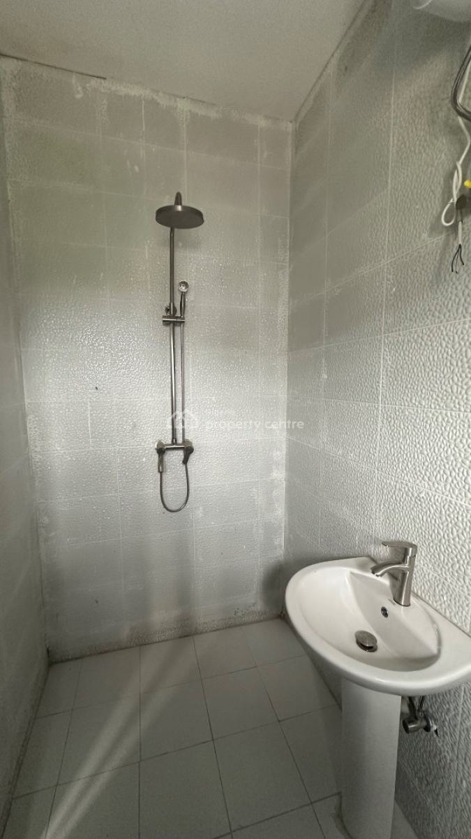 3 Bedroom Apartment with a Room Bq, Buena Vista Estate, Orchid Road, Lekki, Lagos, Flat / Apartment for Rent