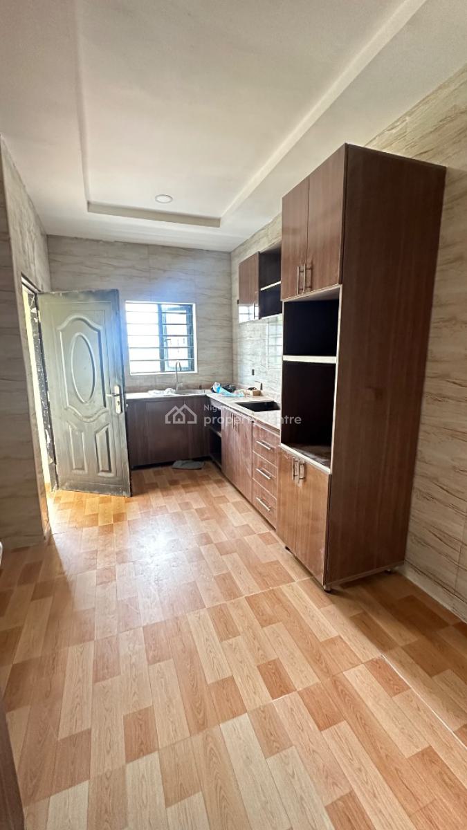 3 Bedroom Apartment with a Room Bq, Buena Vista Estate, Orchid Road, Lekki, Lagos, Flat / Apartment for Rent
