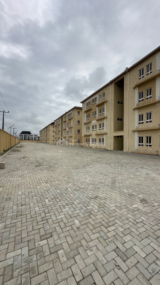 Fully Serviced 2 Bedroom Apartment, Maben Court Estate, Chevron Drive, Osapa, Lekki, Lagos, Flat / Apartment for Rent