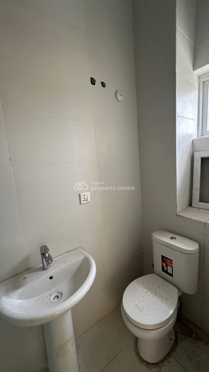 Fully Serviced 2 Bedroom Apartment, Maben Court Estate, Chevron Drive, Osapa, Lekki, Lagos, Flat / Apartment for Rent