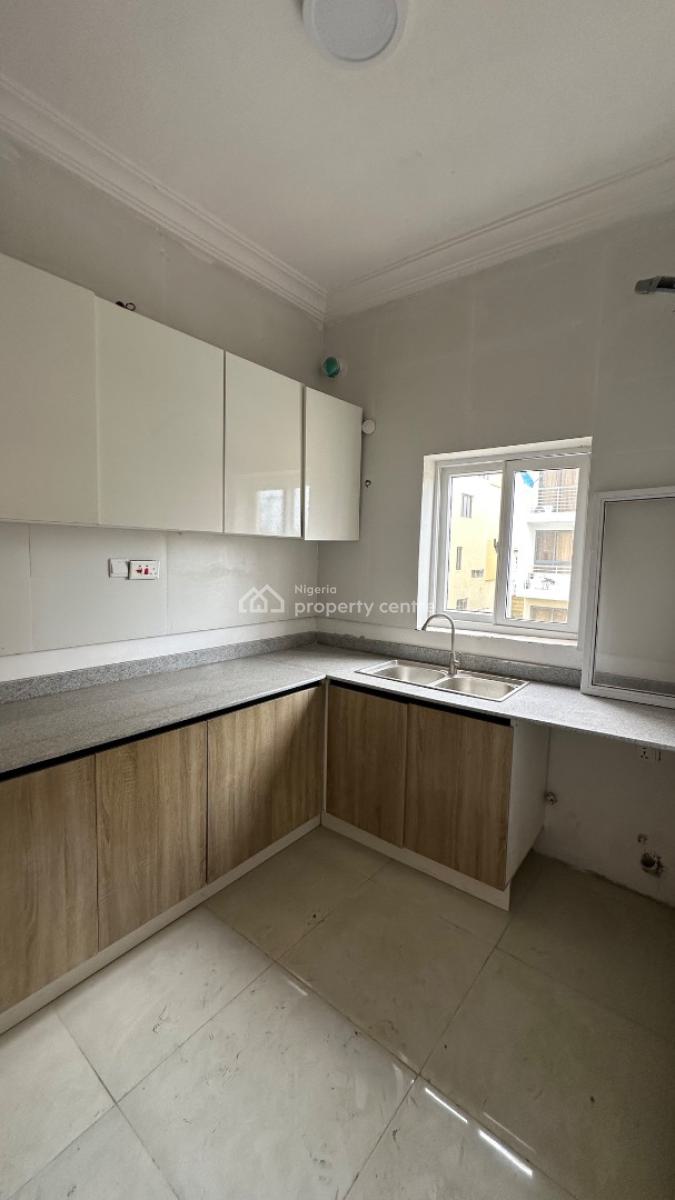 Fully Serviced 2 Bedroom Apartment, Maben Court Estate, Chevron Drive, Osapa, Lekki, Lagos, Flat / Apartment for Rent