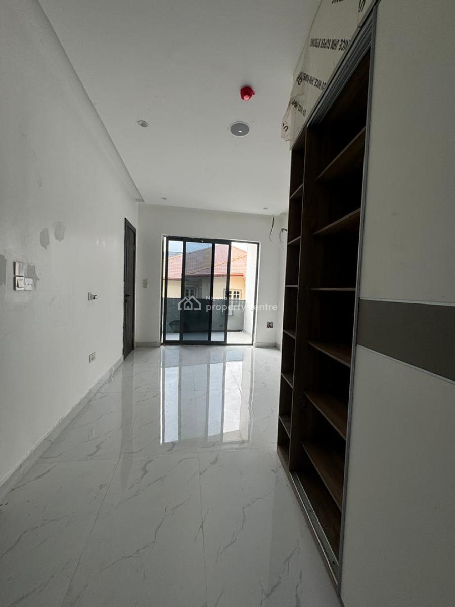 4bedroom Terraced Apartment+bq -lekki Phase 1, Lekki Phase 1, Lekki, Lagos, House for Sale