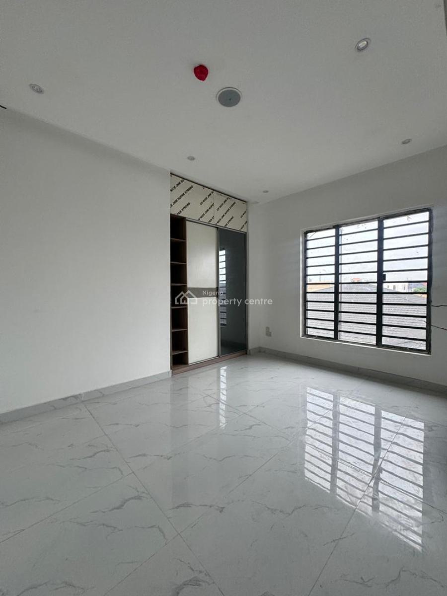 4bedroom Terraced Apartment+bq -lekki Phase 1, Lekki Phase 1, Lekki, Lagos, House for Sale