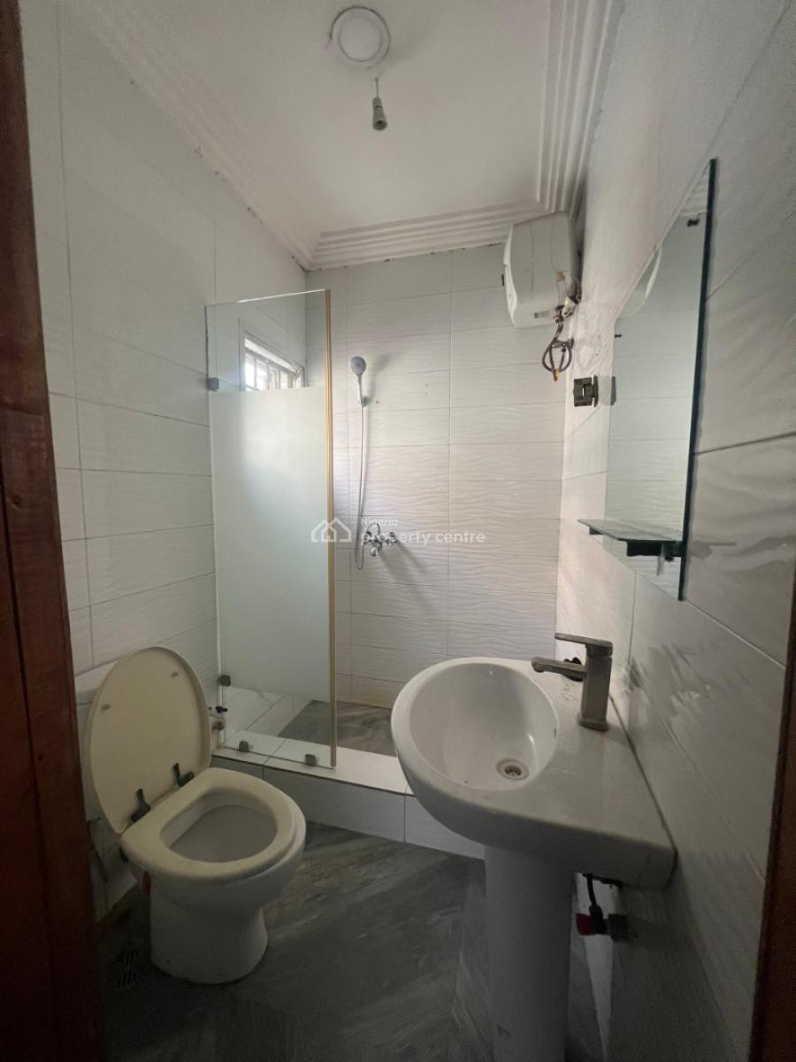 Well Maintained, Tastefully Finished, Serviced, 3 Bedroom Terraced, Freedom Way, Lekki Phase 1, Lekki, Lagos, Terraced Duplex for Rent