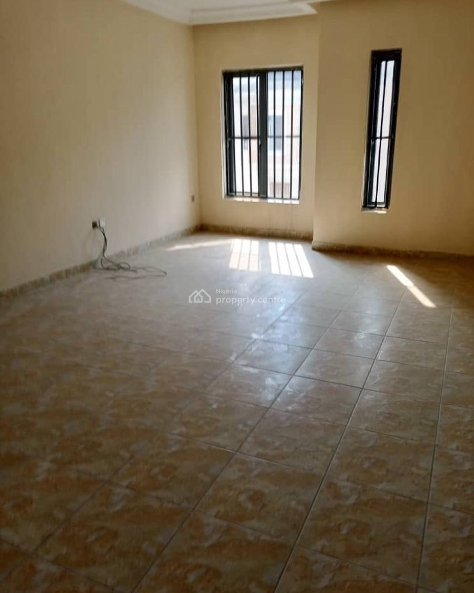 a Fully Serviced 4 Bedroom Terrace with a Bq Available., Chevron, Lekki, Lagos, Flat / Apartment for Rent