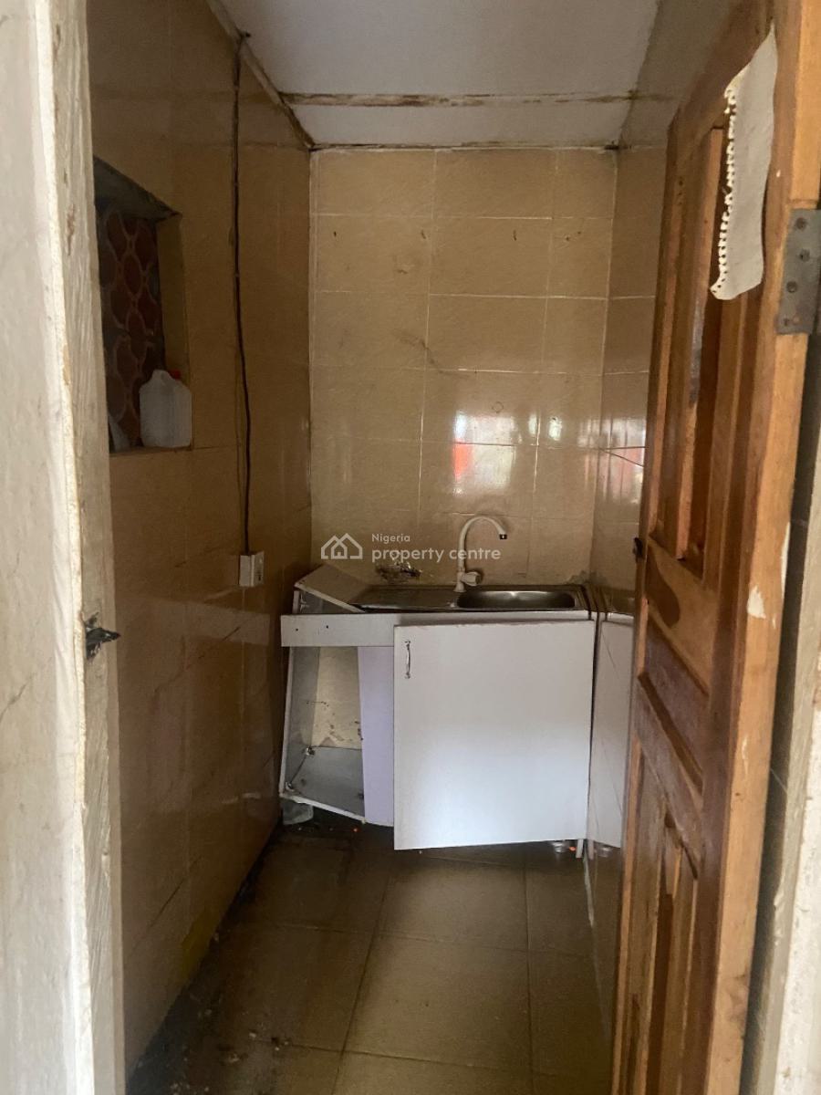 a Room Self Contained, Oyeleke Street, Alausa, Ikeja, Lagos, Self Contain (single Rooms) for Rent