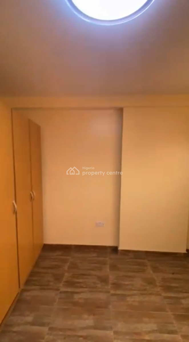 Executive 3 Bedroom Apartment with Bq, Alagomeji, Yaba, Lagos, Flat / Apartment for Rent