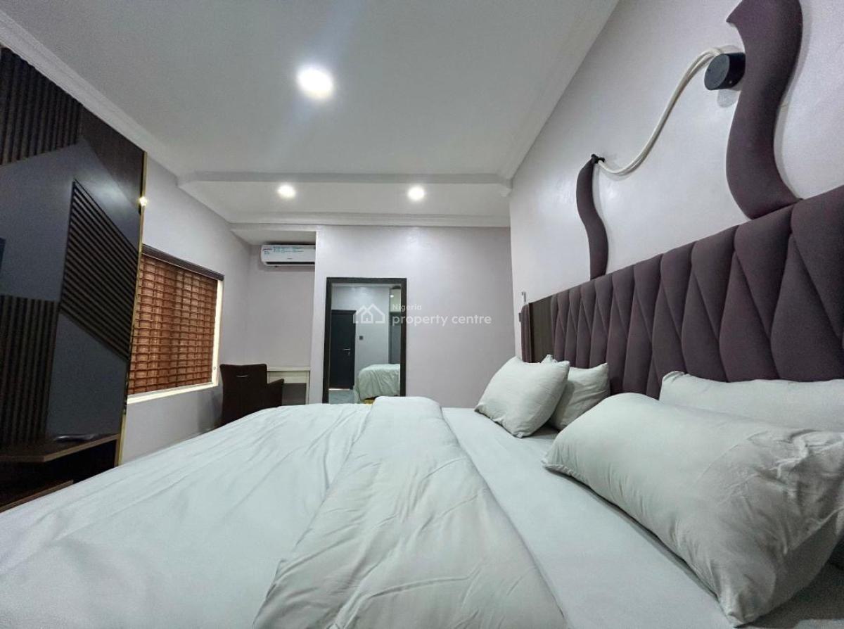 3bedroom Flat, Osapa, Lekki, Lagos, Flat / Apartment for Sale