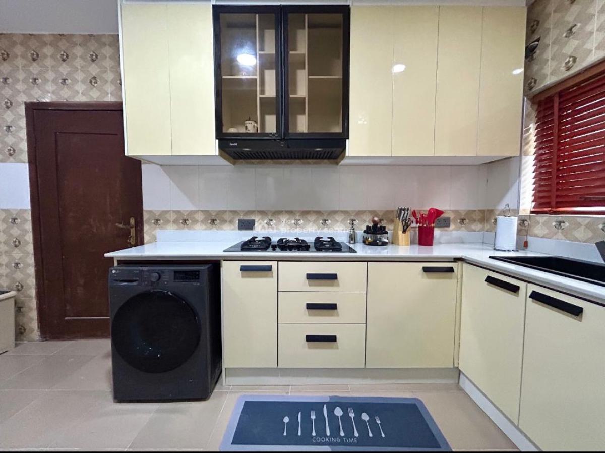 3bedroom Flat, Osapa, Lekki, Lagos, Flat / Apartment for Sale